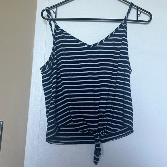 Blue and white tank top - Picture 2 of 5